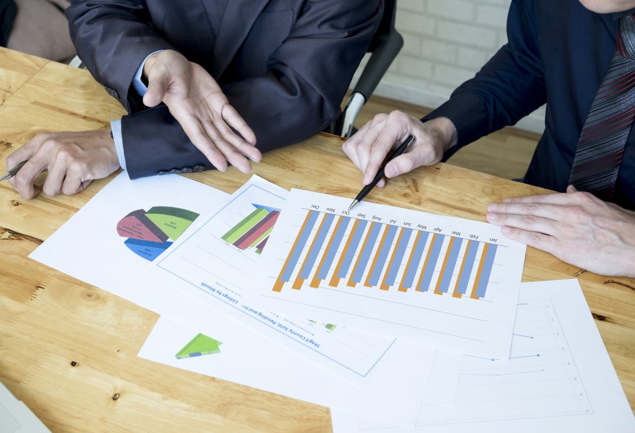 Faster and Smarter Data Analysis for Contracting Companies
